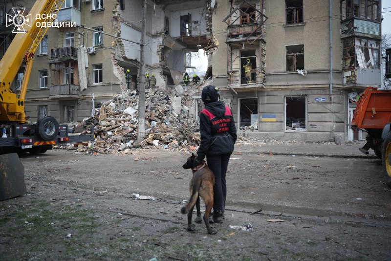 В Одесі 3 людей загинули внаслідок обстрілу