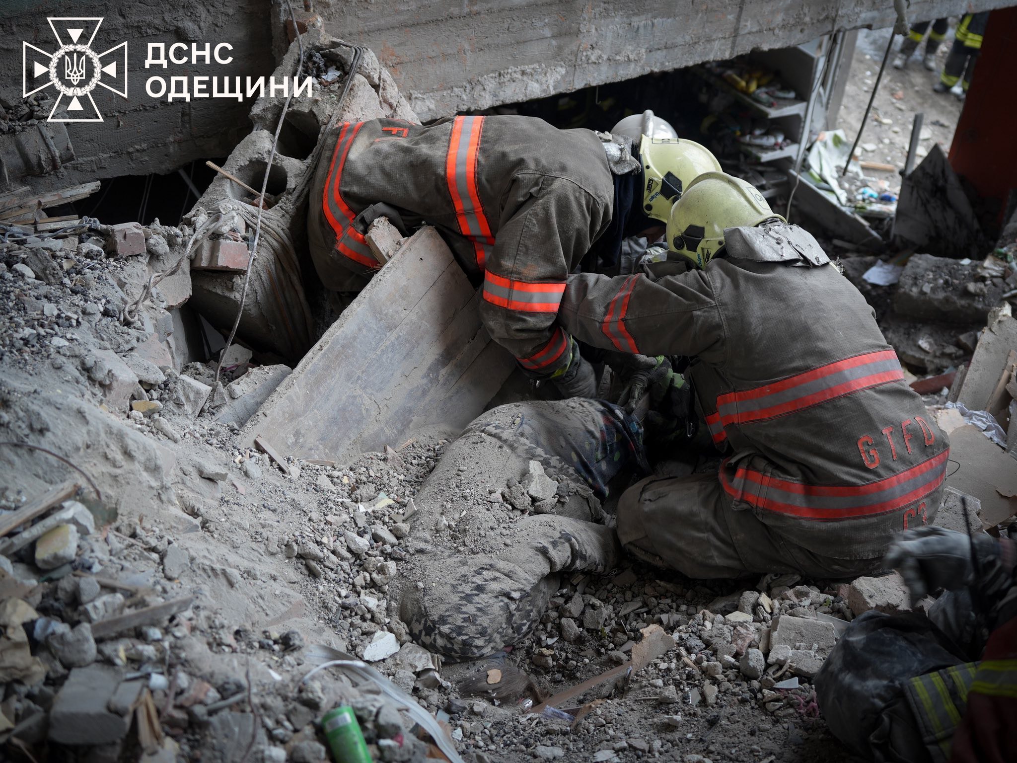 В Одесі 3 людей загинули внаслідок обстрілу - фото 3
