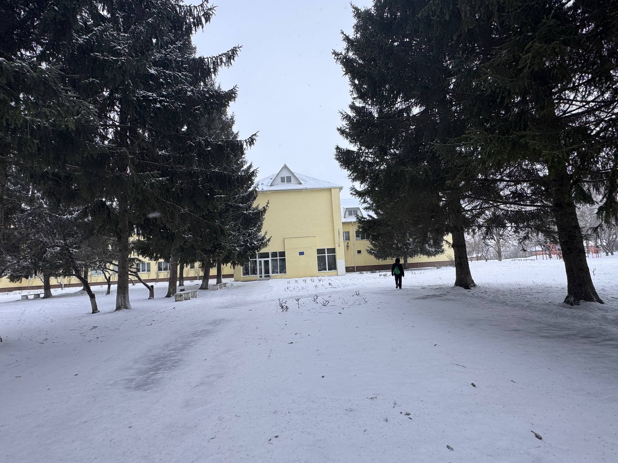 Як живуть у дитячих будинках в умовах відключень світла й опалення, перевірили на Вінниччині