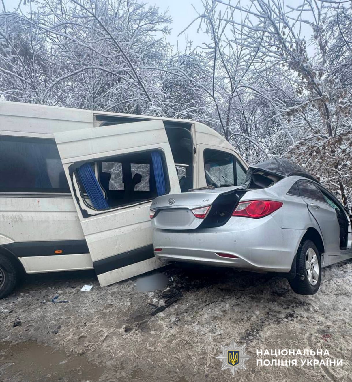 На Білоцерківщині зіштовхнулись маршрутка та легковик: 7 постраждалих, 2 людини загинули