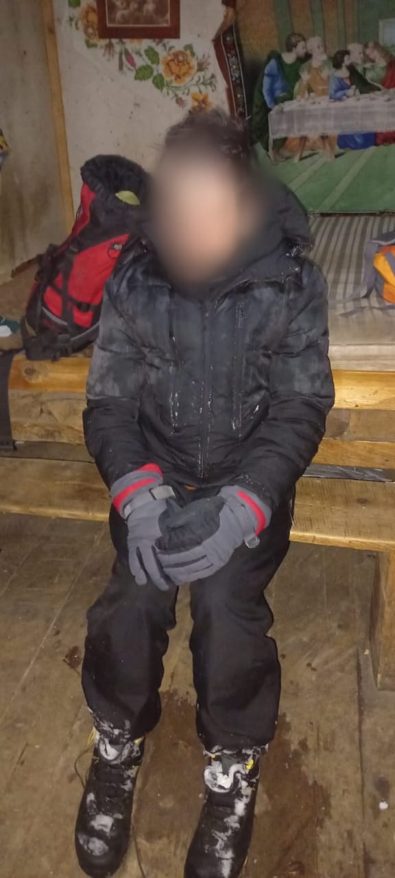 Киянин заблукав у засніжених Карпатах і ледь не загинув - фото 3