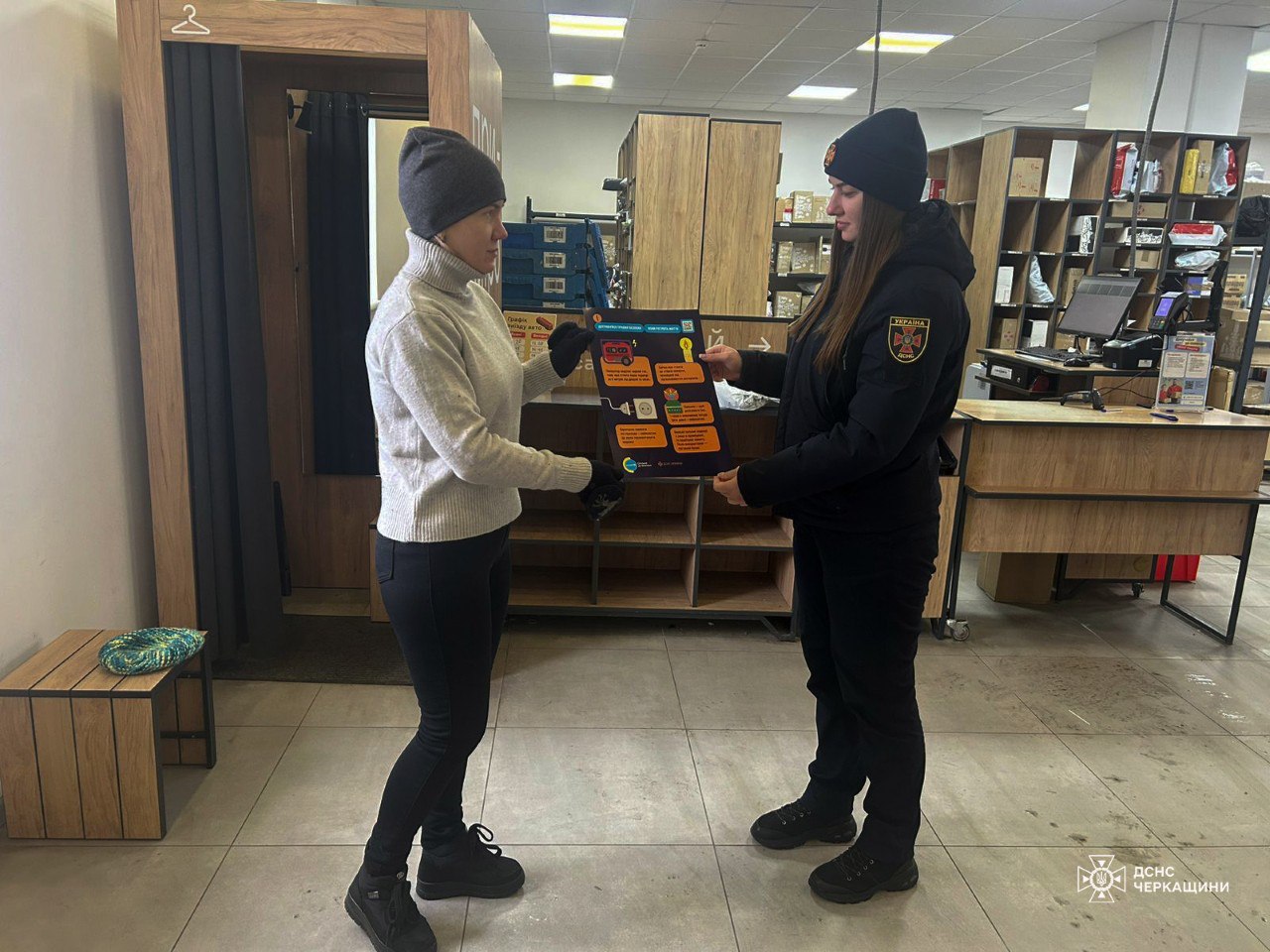 У Черкасах і Золотоноші рятувальники нагадали правила використання генераторів - фото 2