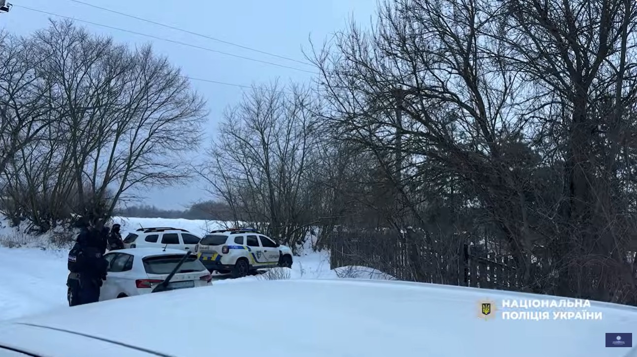 Стали відомі нові подробиці жорстокого вбивства поліцейських у Черкаському районі