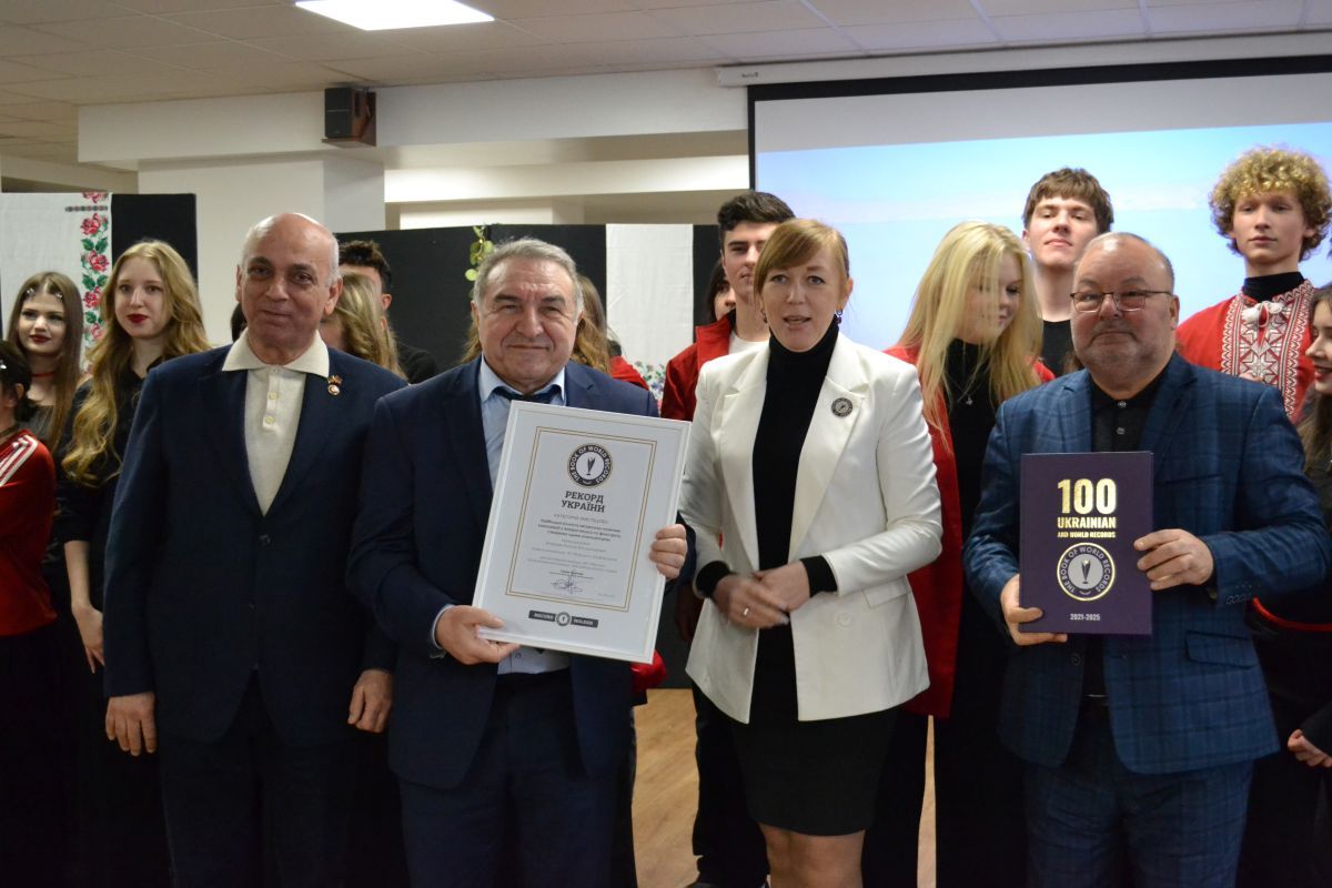Президент столичного вишу встановив музичний рекорд України