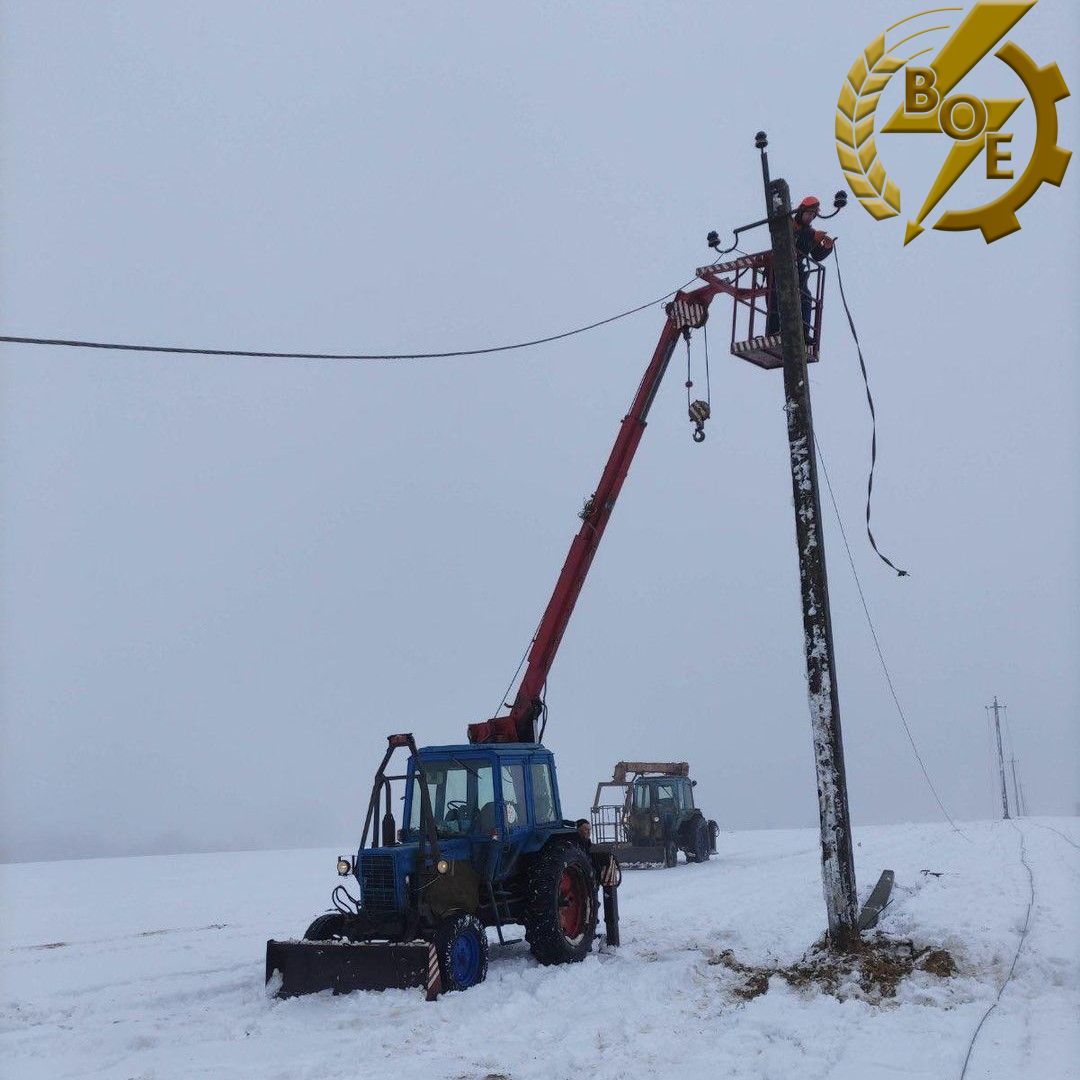 Енергетики четверту добу ліквідовують наслідки обледеніння на Вінниччині - фото 2