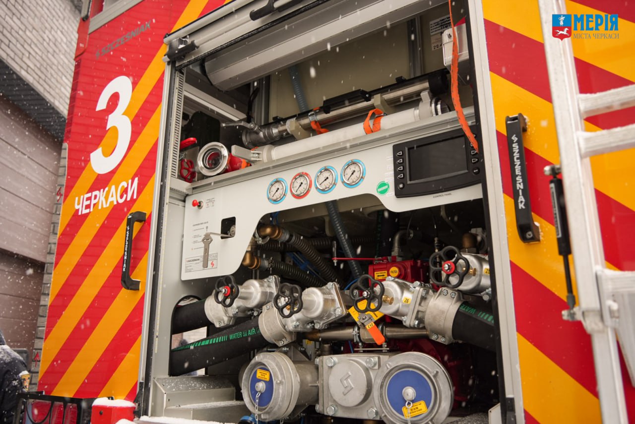 Рятувальники Черкащини отримали нову техніку - фото 4