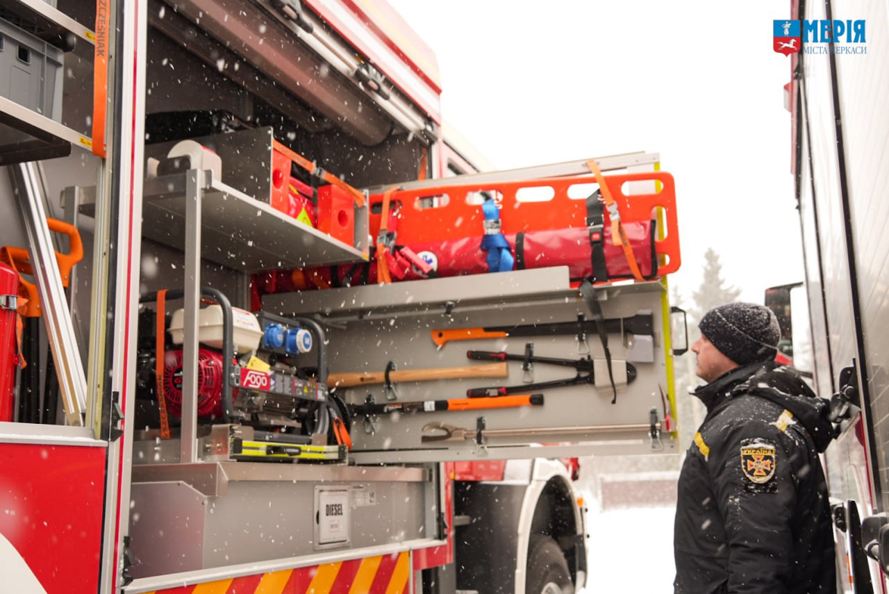 Рятувальники Черкащини отримали нову техніку - фото 2