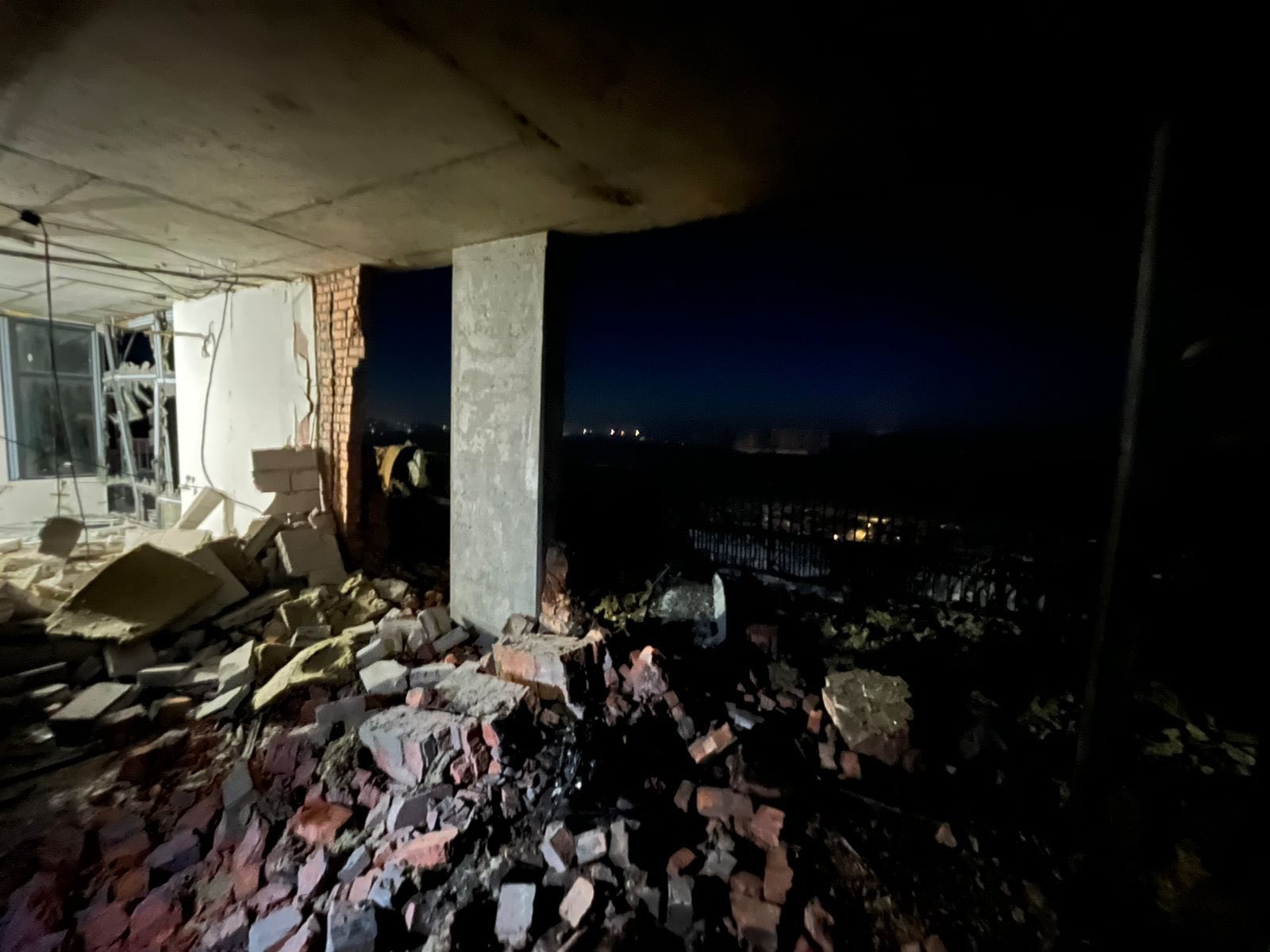 Будинки без опалення - жителям Дарницького району розповіли, де знаходяться пункти обігріву - фото 2