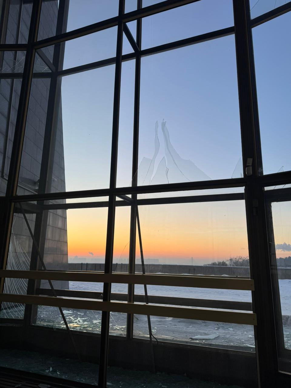 Росіяни пошкодили зал слави Національного музею історії України у Другій світовій війні