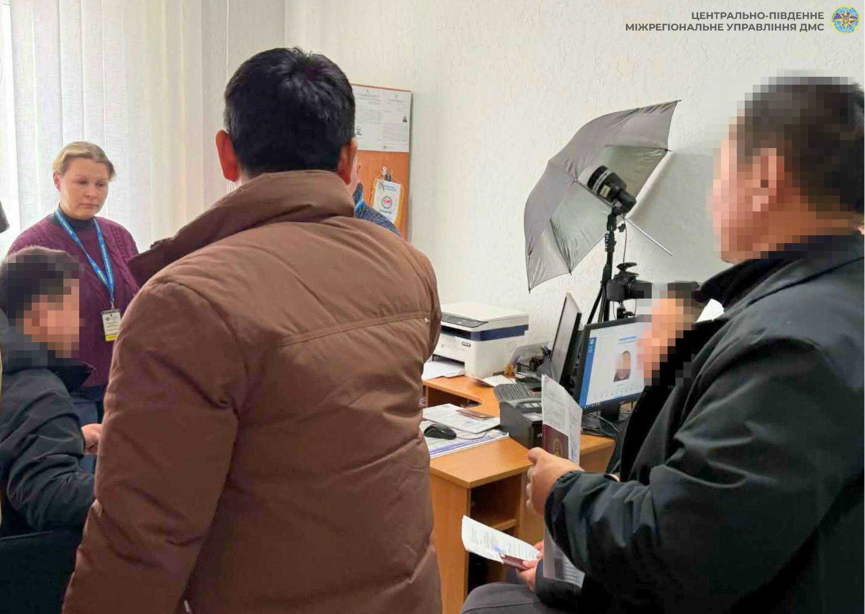 Дев’ятьох нелегалів з Китаю виявили у Черкаській області