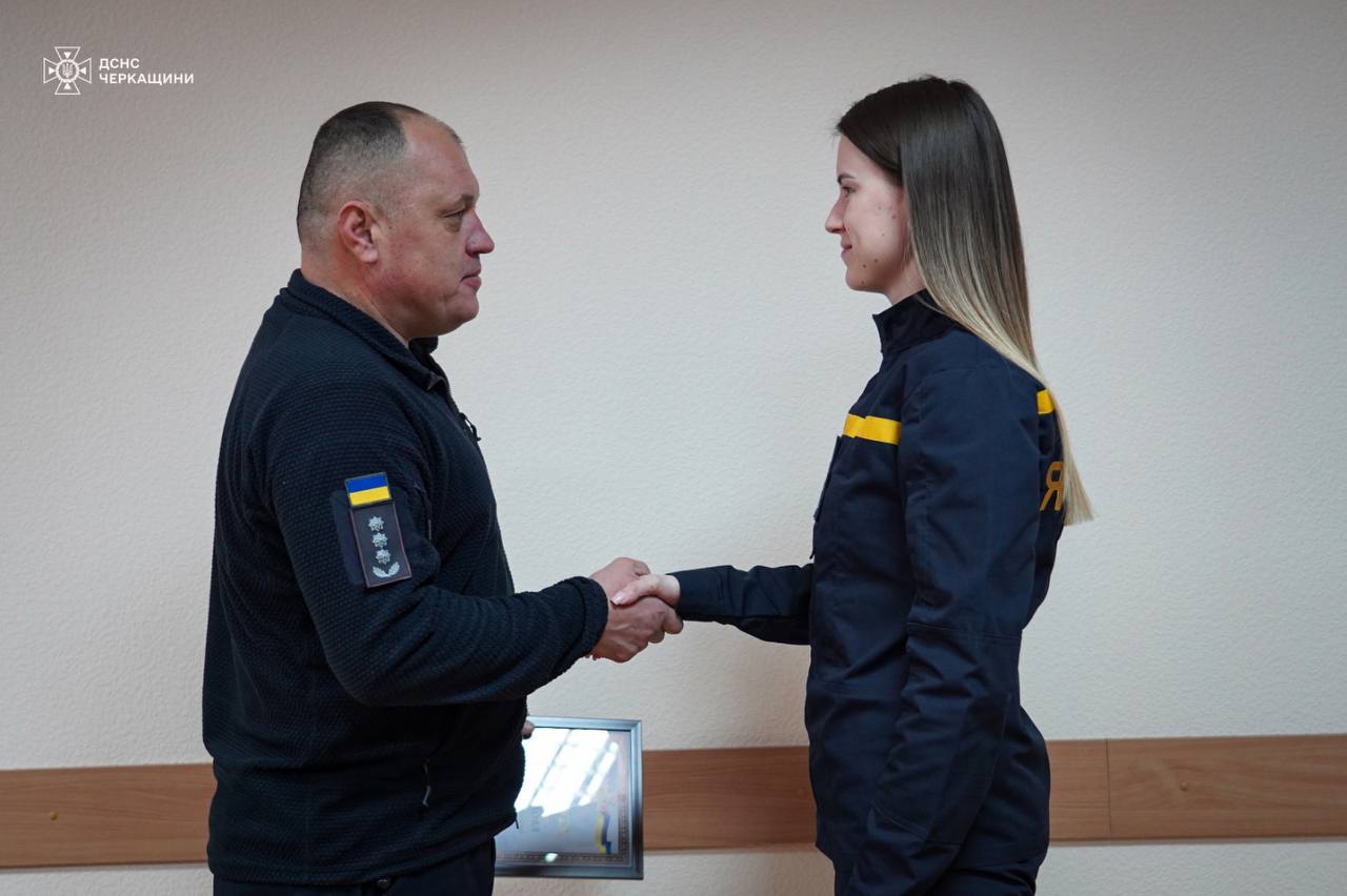 Черкаські рятувальники отримали нагороди - фото 3