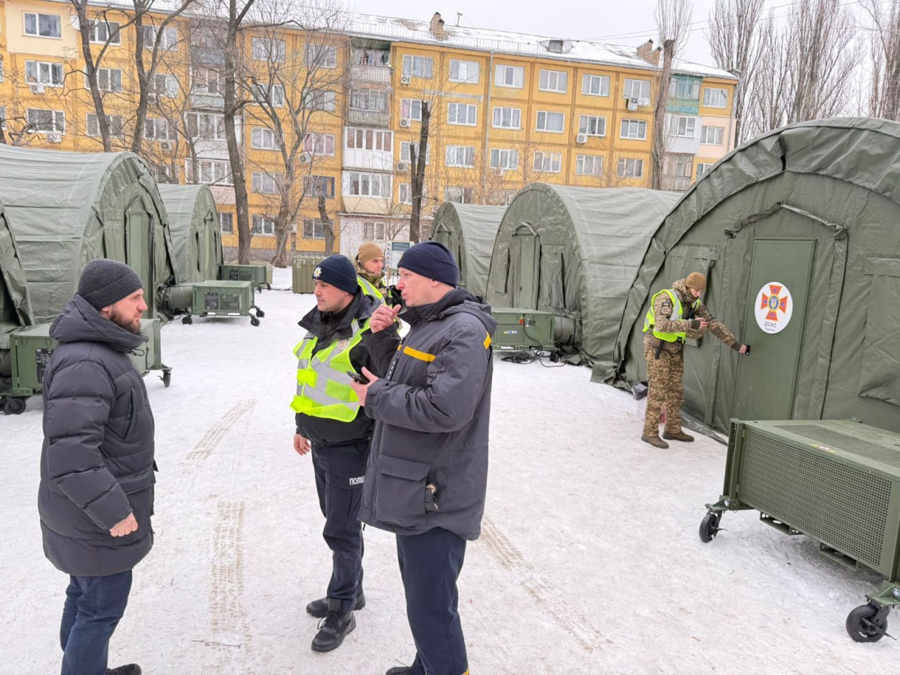 У Дніпровському районі розгорнули чотири наметові містечка «АЛЯСКА» - фото 2