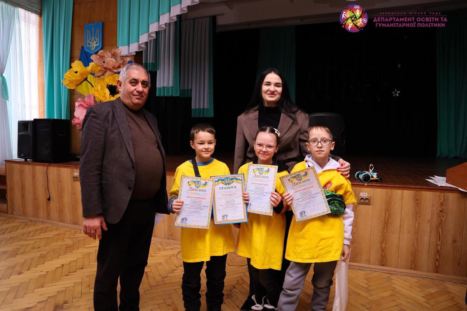 У Черкасах визначили переможців фестивалю робототехніки - фото 8