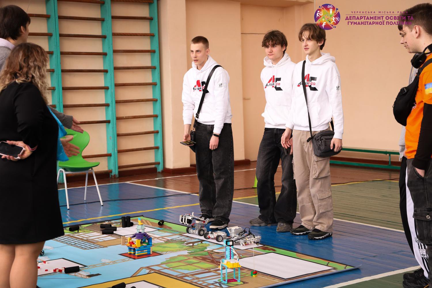 У Черкасах визначили переможців фестивалю робототехніки - фото 2