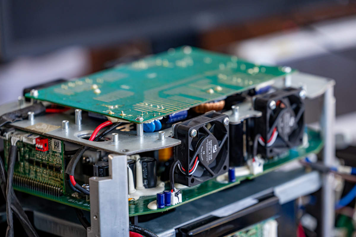 Ремонт EcoFlow в Києві: чому зарядні станції перегріваються і виходять з ладу