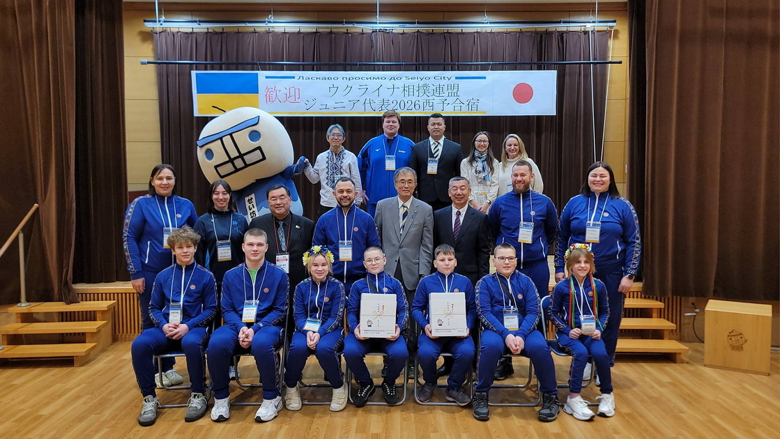 12-річна вінничанка Софія Ісоян виборола «бронзу» на турнірі з сумо в Японії