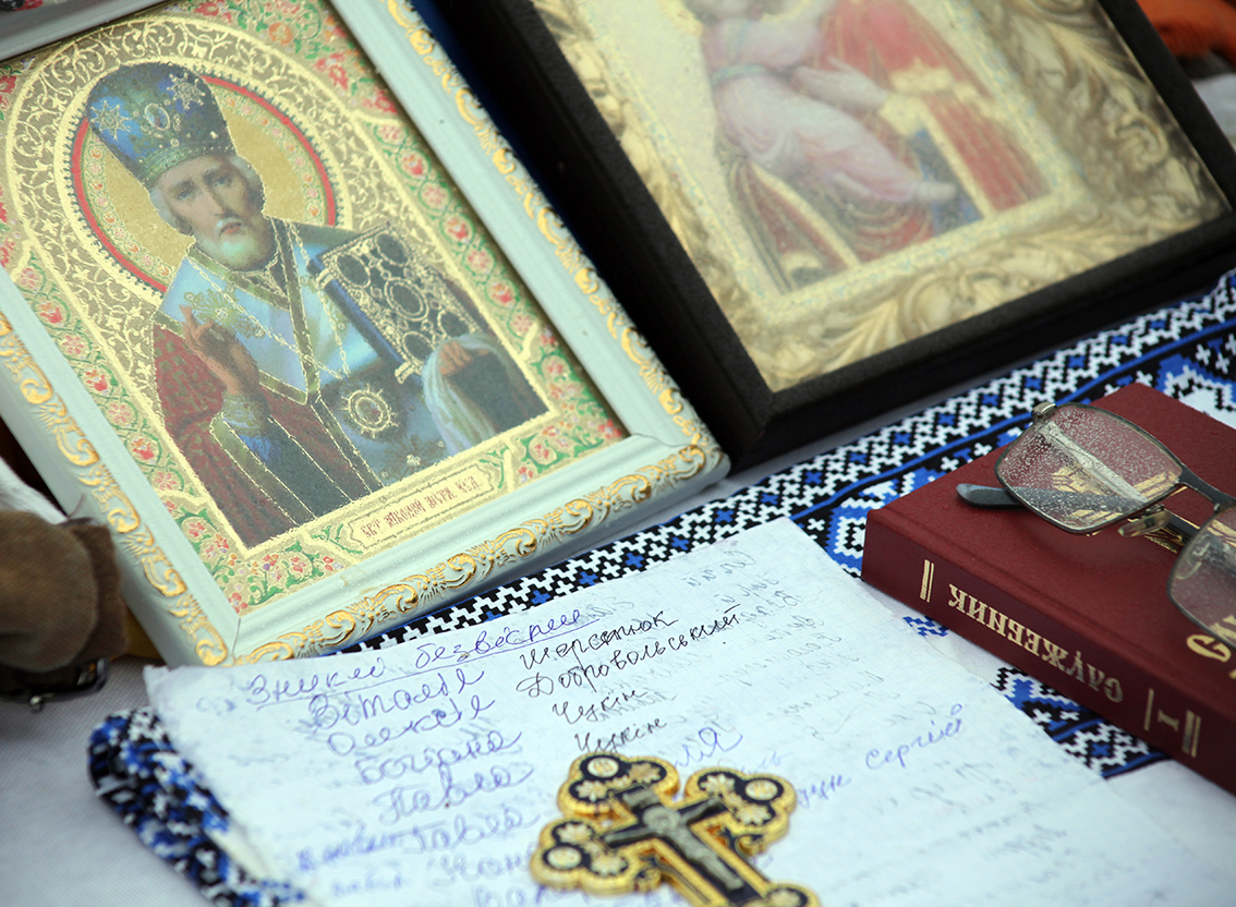 У Смілі священник, син якого зник безвісти, очолив молебень за воїнами, доля яких невідома - фото 2