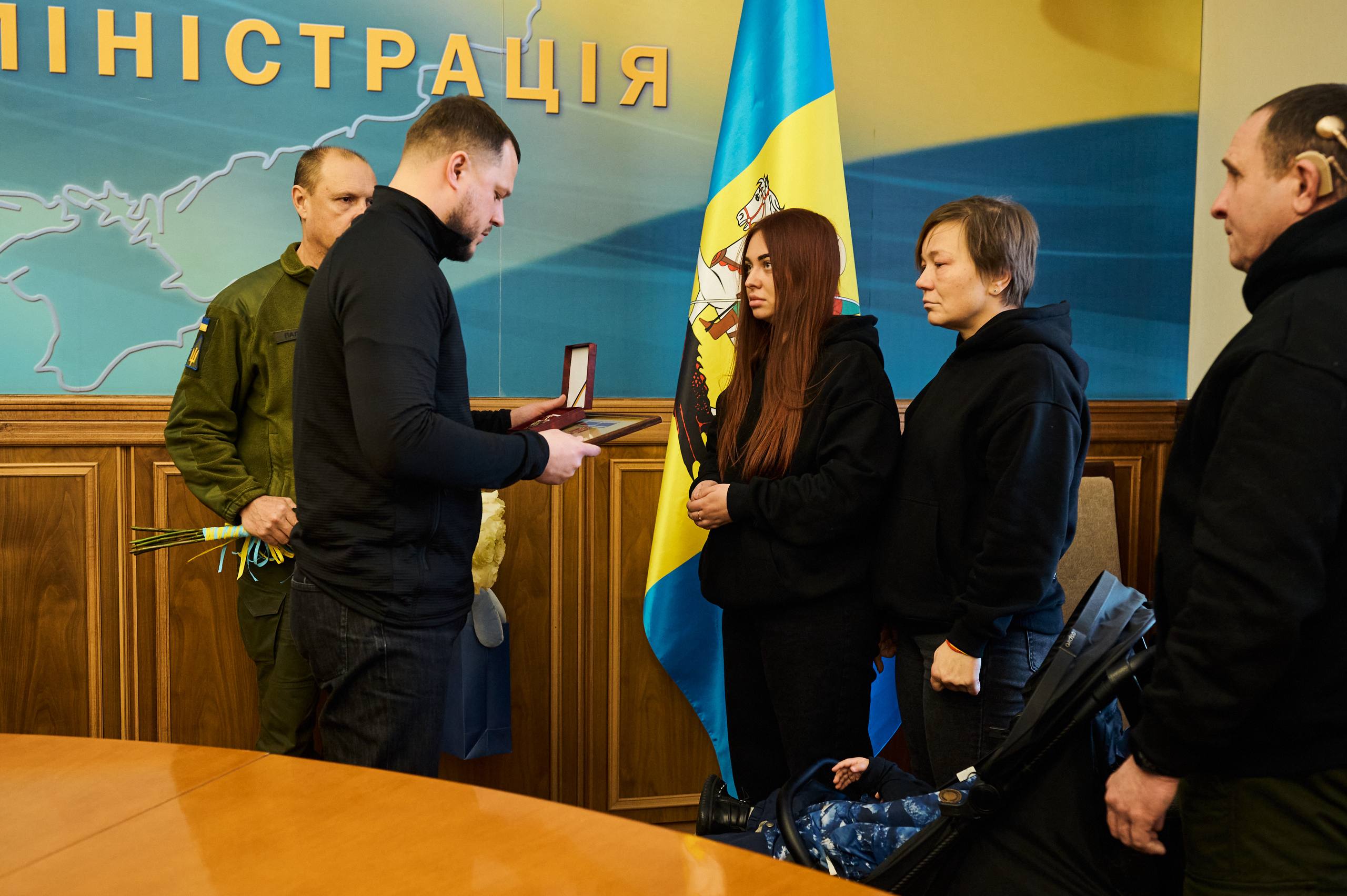 На Київщині родинам загиблих захисників неба вручили державні нагороди - фото 2