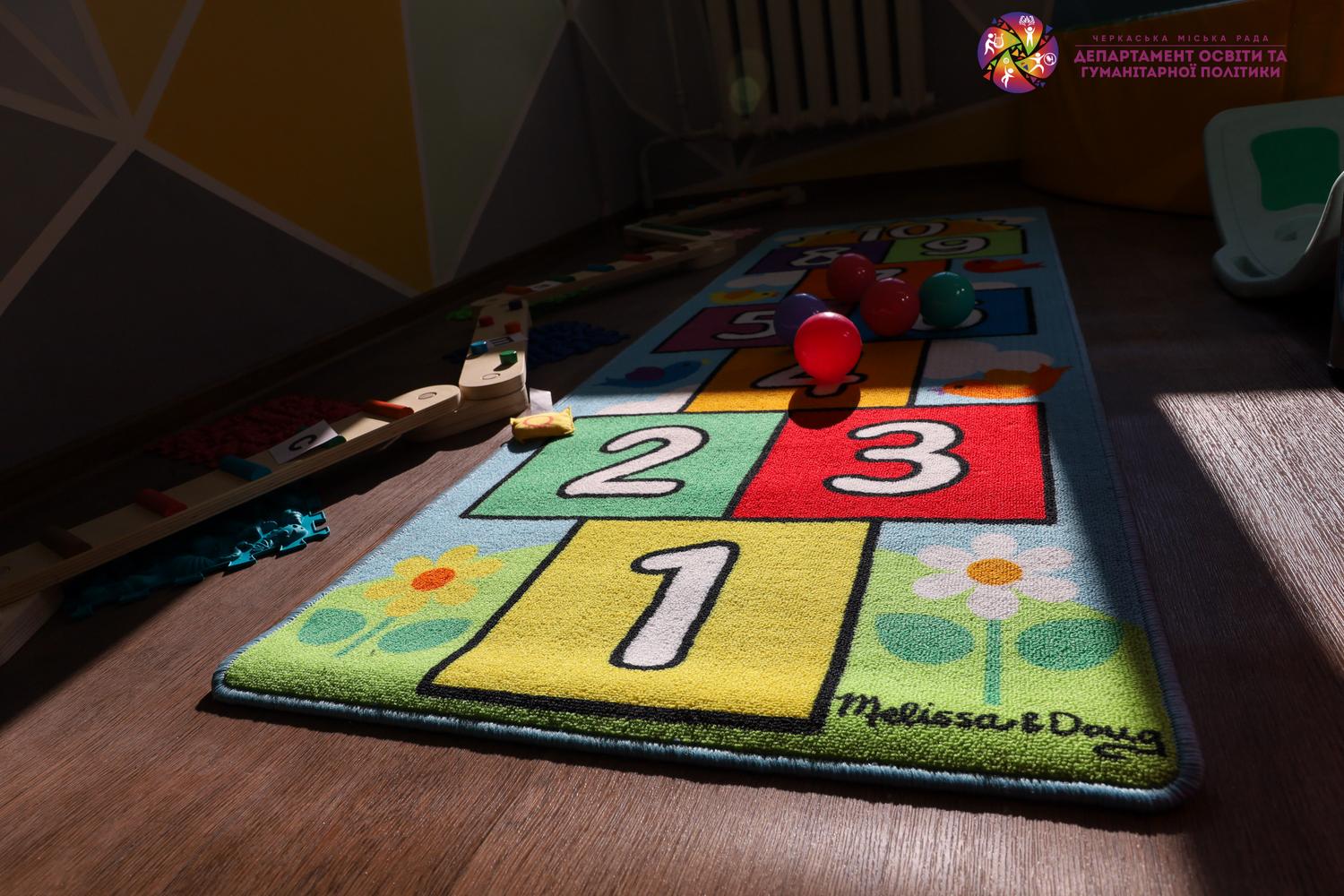 У Черкаській спеціалізованій школі №27 відкрили інклюзивно-ресурсну кімнату