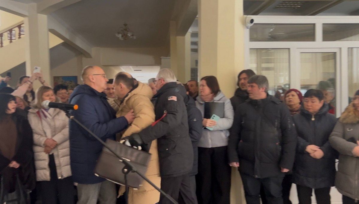 МОН перенесло вибори ректора Вінницького педагогічного університету, колектив вийшов на протест