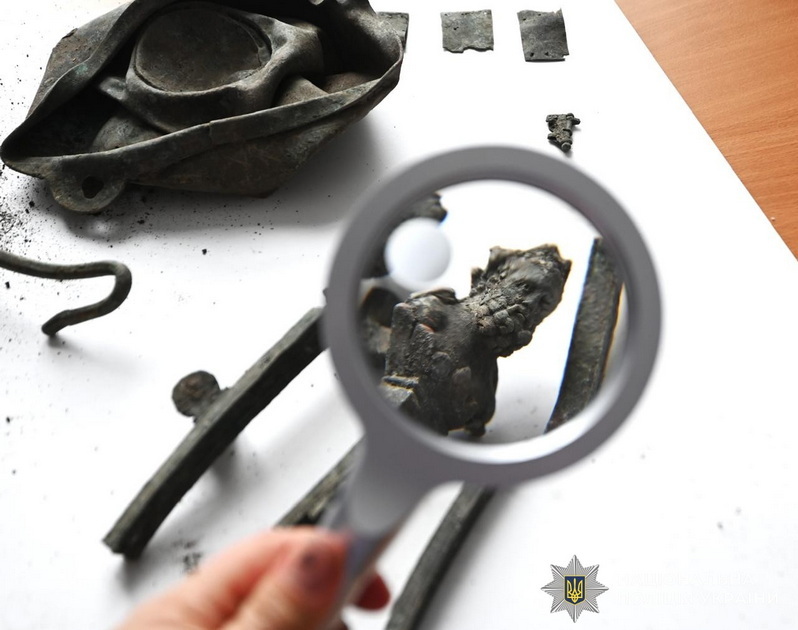 На Вінниччині виявили артефакти "князівського поховання" які намагались "тихо" продати - фото 2
