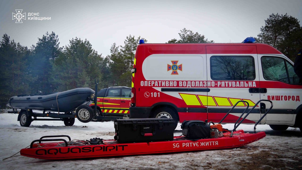 На Київщині вже тиждень тривають пошукові роботи на водоймі, де втопився джип - фото 2