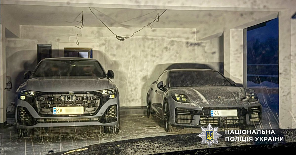 Нацполіція та СБУ знешкодили міжнародний канал збуту кокаїну у Києві та області - фото 4