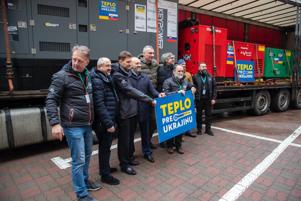 Від Словаччини до Києва надійшла перша партія гуманітарної допомоги