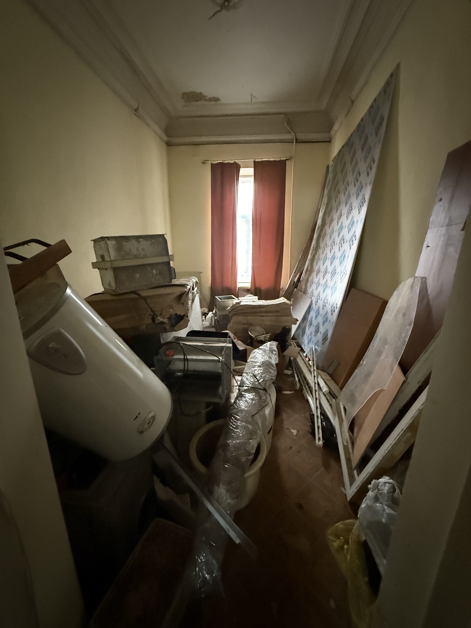 Будинок археолога Вікентія Хвойки на Подолі у жахливому стані: що відомо - фото 7