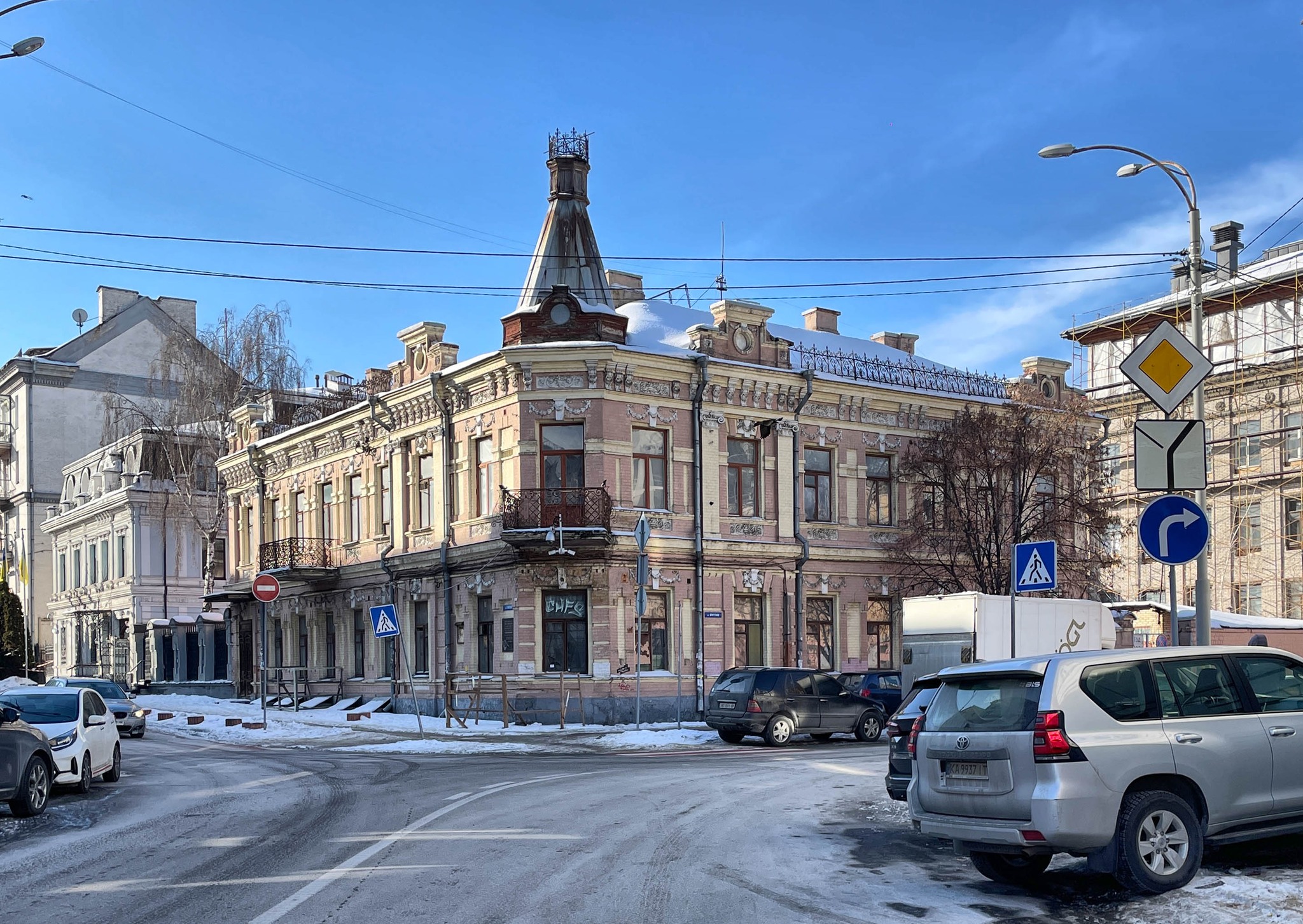 Будинок археолога Вікентія Хвойки на Подолі у жахливому стані: що відомо