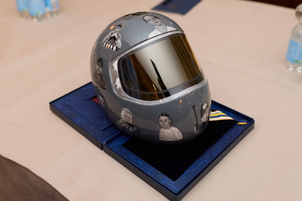 Президент Зеленський вручив орден Свободи скелетоністу Владиславу Гераскевичу