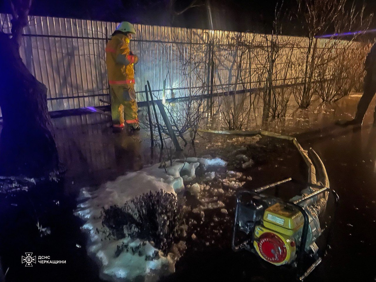 На Черкащині підтопило будинки через танення снігу