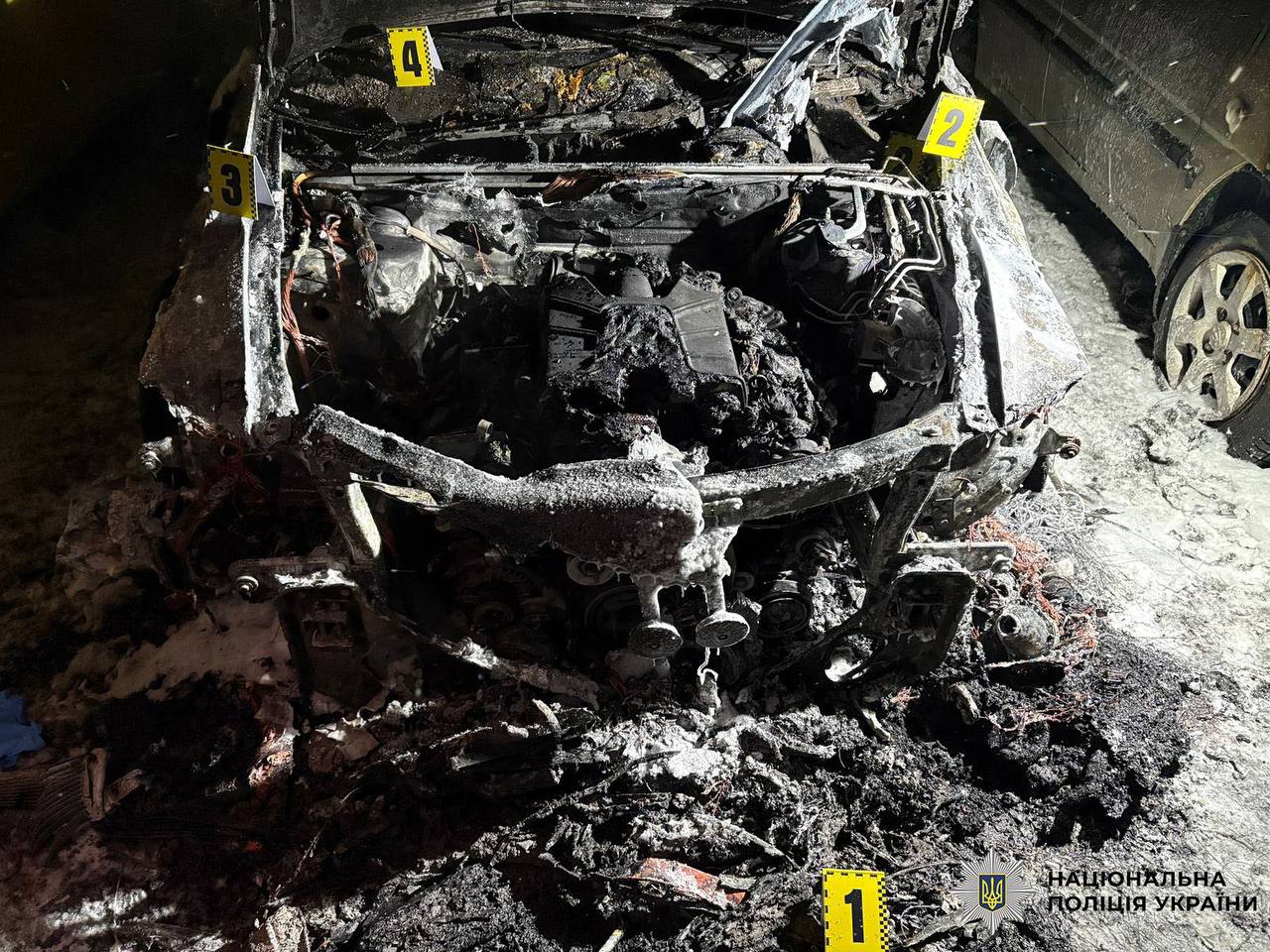 У столиці затримали чоловіка, який на замовлення спалив 7 автомобілів - фото 5