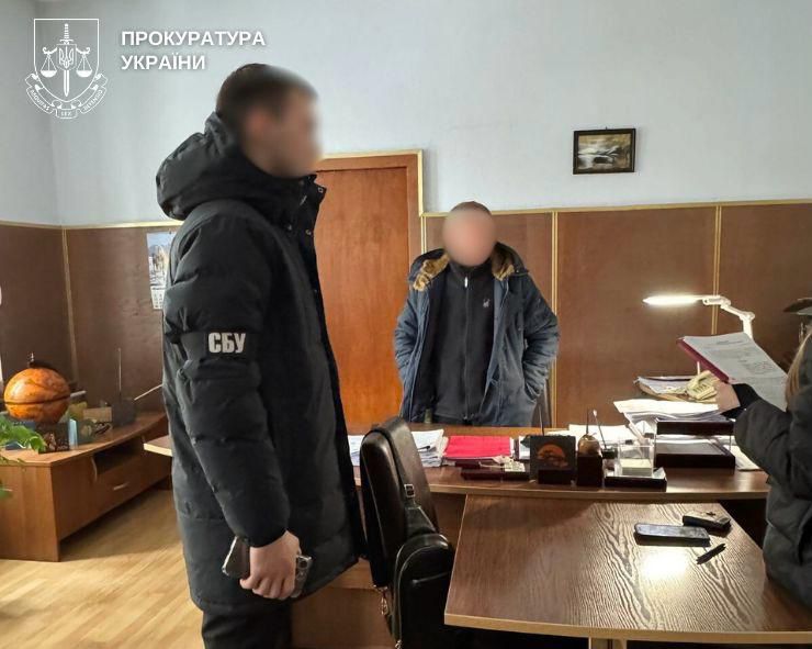 Переломи, розтрощені авто та витрати на лікування – прокурори повідомили про підозру посадовцям комунальних підприємств Києва