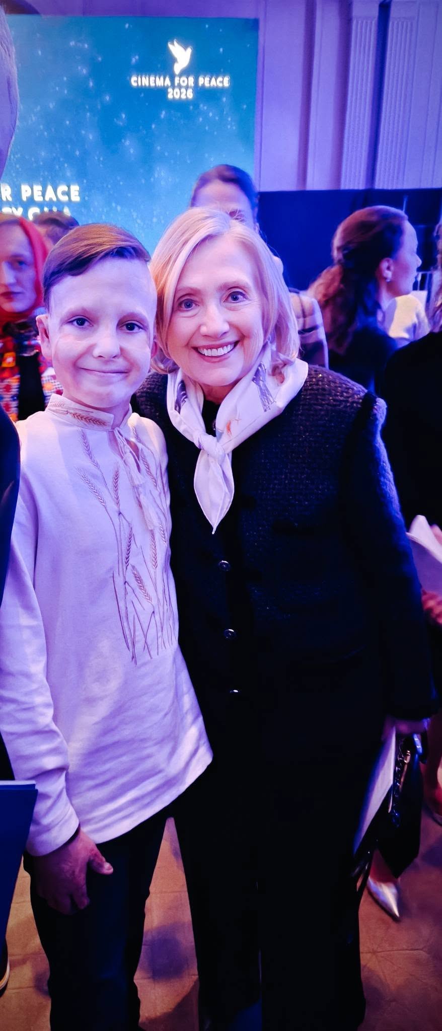 Хлопчик, що вижив після удару рф по Вінниці, отримав міжнародну відзнаку на Berlinale - фото 7