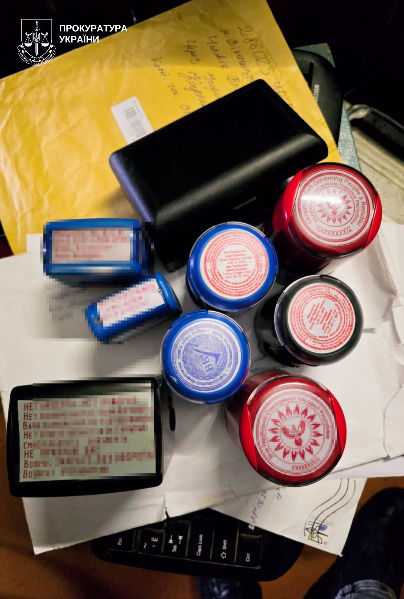 Викрили трьох вінничан, які хотіли створити «нову» українську республіку - фото 3