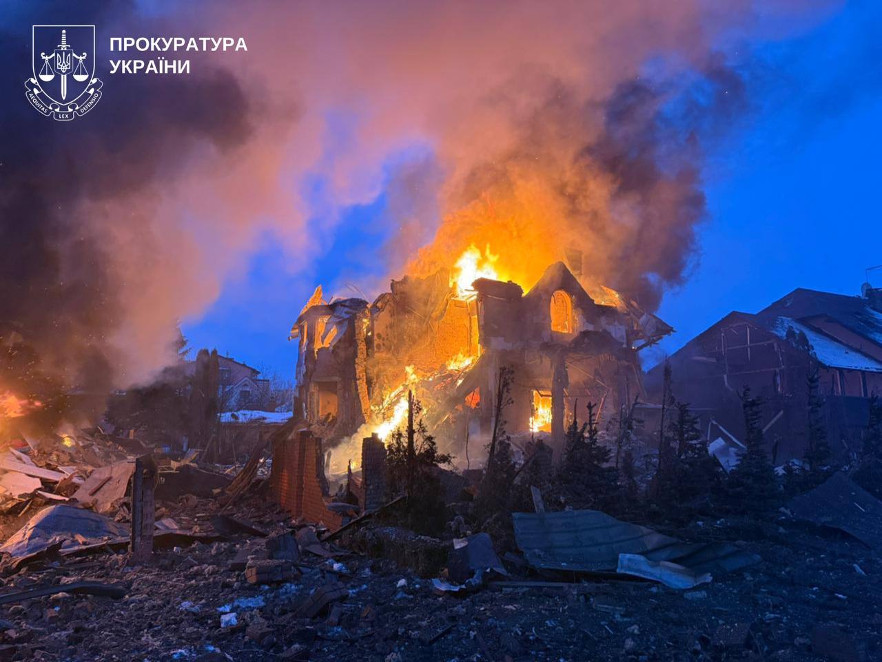 Прокуратура здійснює розслідування за фактом воєнного злочину РФ вчиненого на Київщині - фото 4