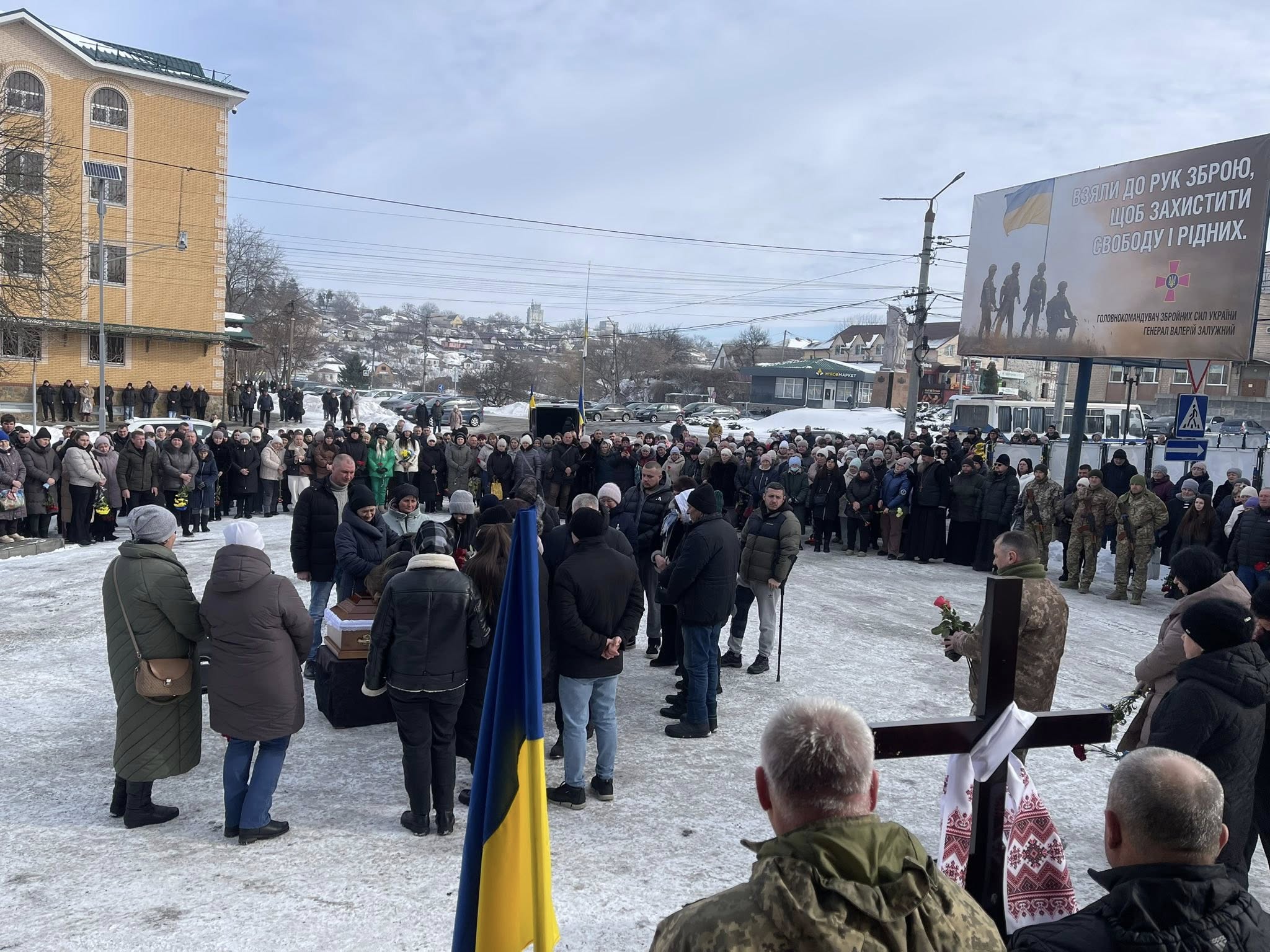 У Тальному попрощалися із захисником Іваном Матющенком, який загинув на Курщині - фото 6