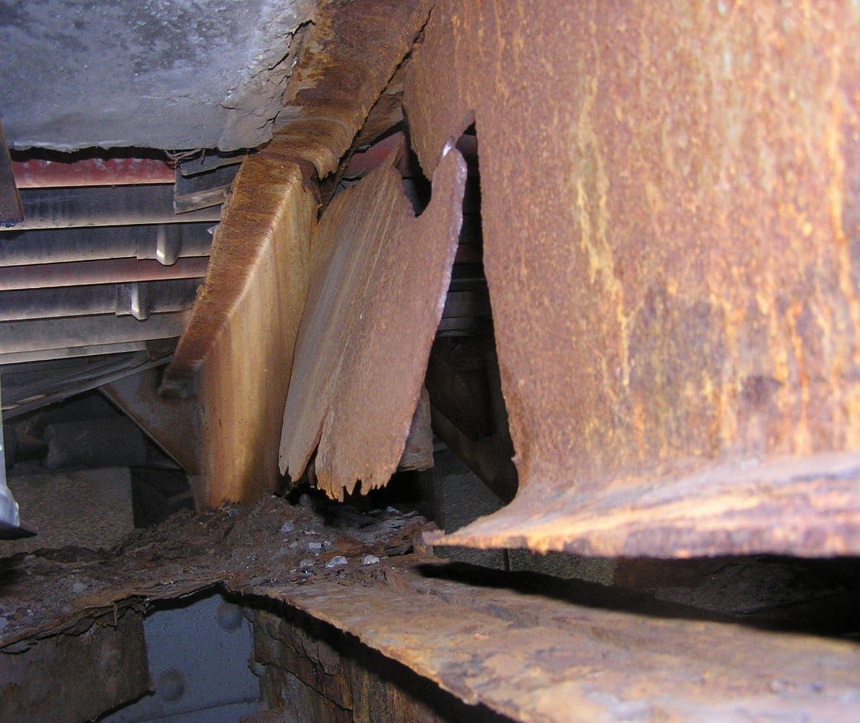 Міст Патона в Києві розсипається: несівні елементи «з’їла» корозія