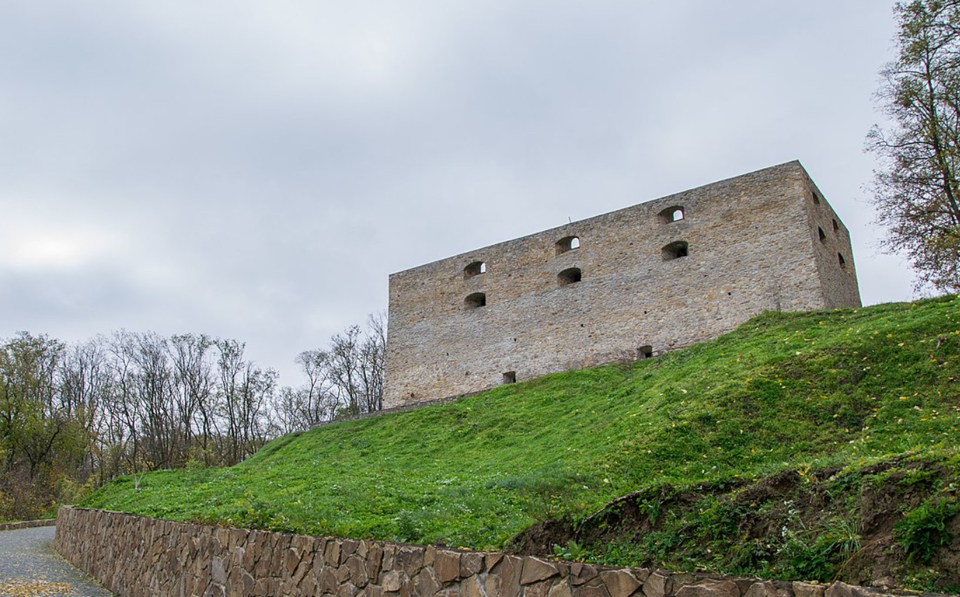 Цікаві факти про замки Черкащини: історія, архітектура і легенди - фото 2