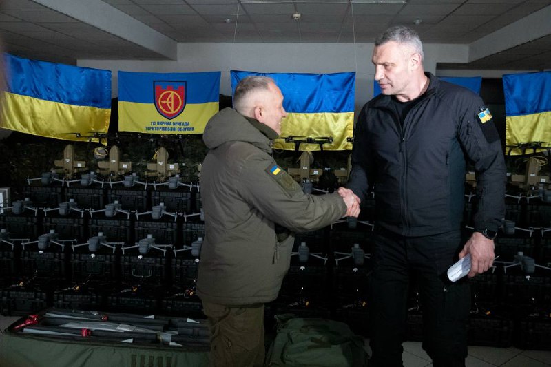 Київ передав 112-й бригаді Тероборони нову партію дронів