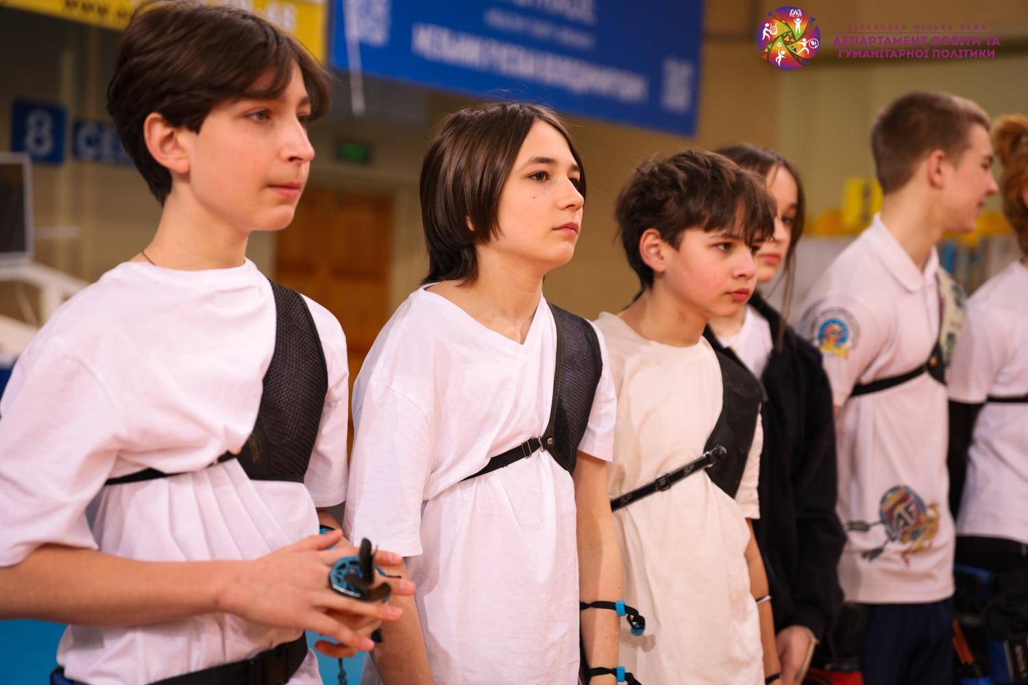 У Черкасах триває чемпіонат України зі стрільби з лука серед юнаків - фото 4