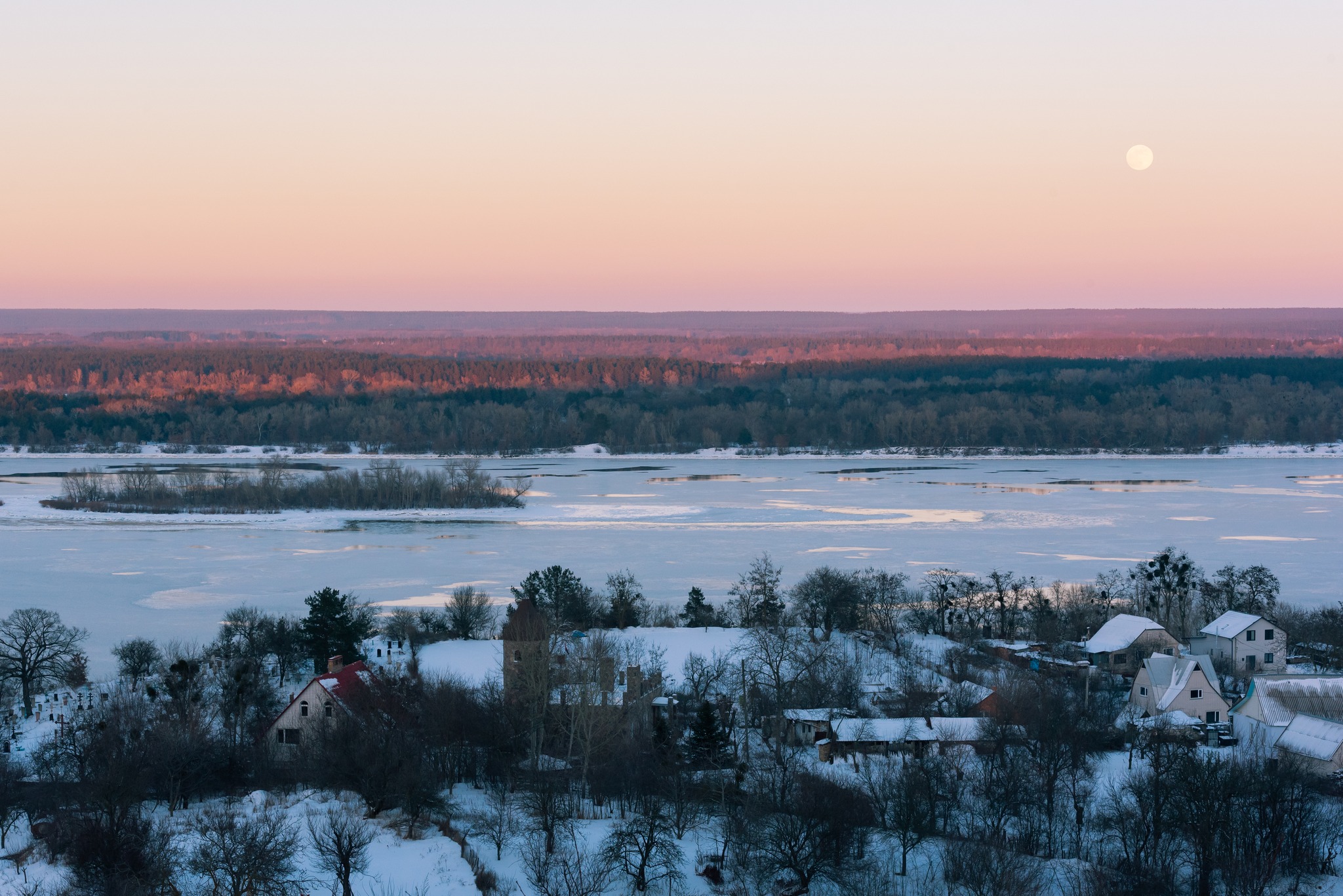 Чарівні пейзажі Канева в останні дні зими. Фото - фото 6