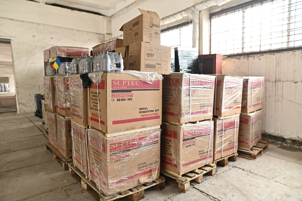 Литва передала Київщині 84 генератори для критичної інфраструктури - фото 4