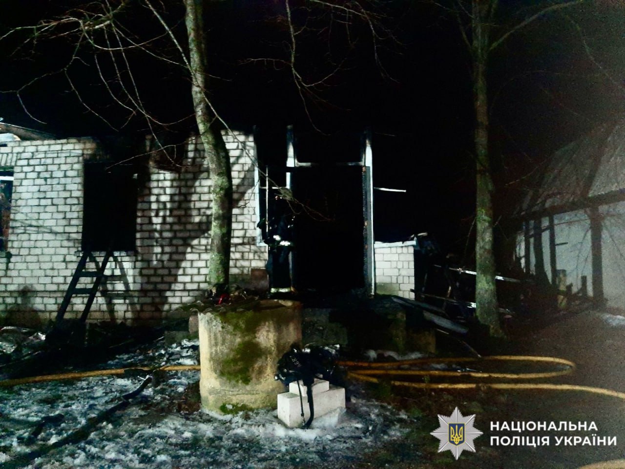 Поліція Київщини встановлює обставини пожежі, в якій загинув чоловік на Броварщині