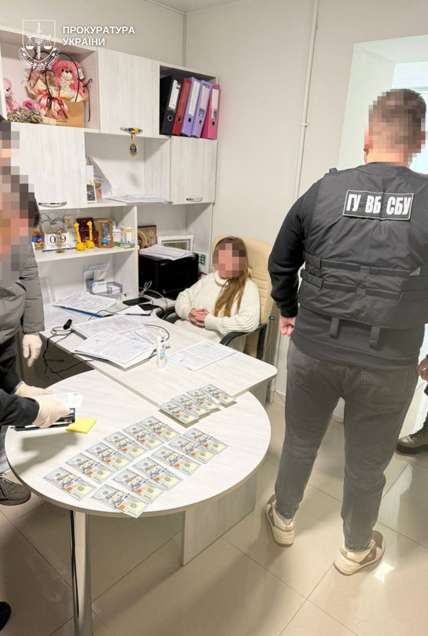 Лікарок у Вінниці викрили на незаконній схемі оформлення інвалідності - фото 2