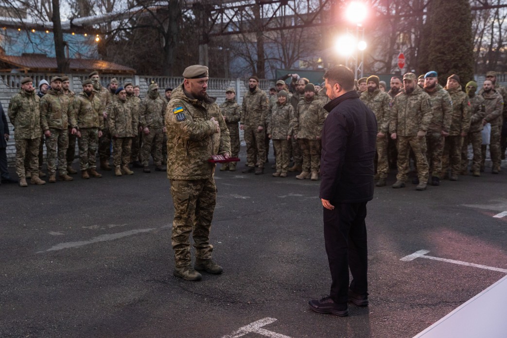 Президент Зеленський узяв участь в іфтарі та відзначив воїнів-мусульман державними нагородами