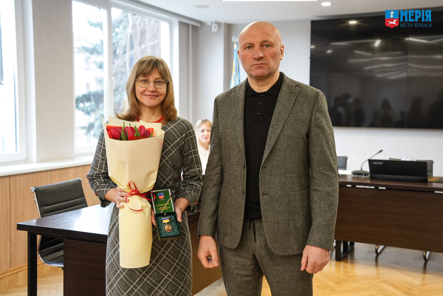 Міський голова вручив медалі черкасівцям - фото 2