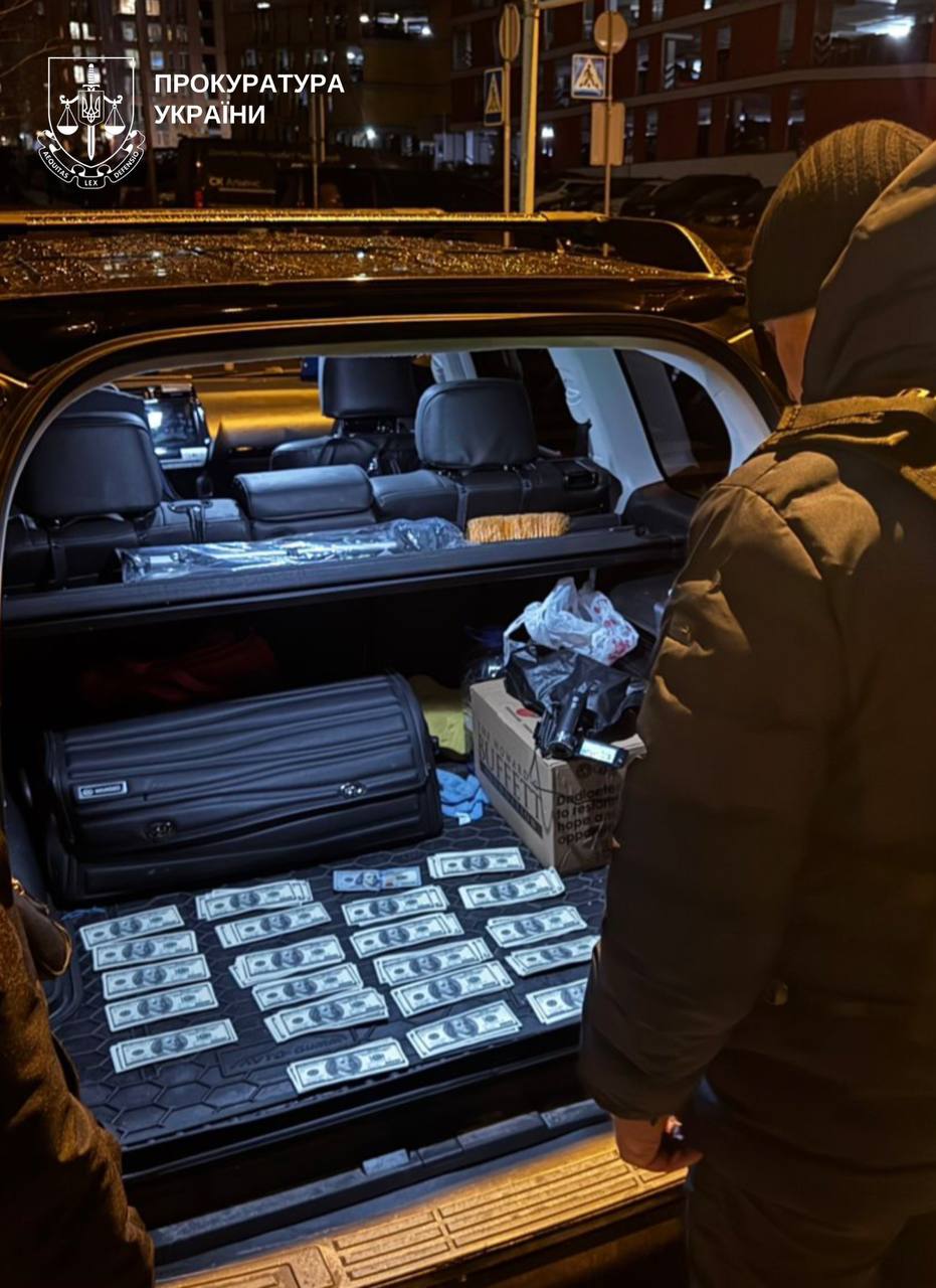 Схема з фіктивною інвалідністю та пенсією: у Києві затримали організатора