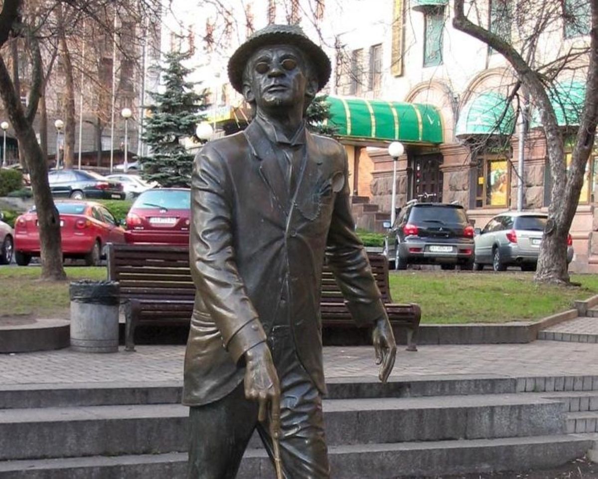 Потерти носа або кинути монетку: де в Києві шукати місця, які «виконують бажання» - фото 4